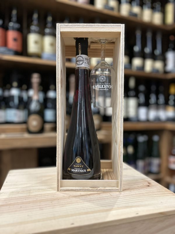 Martha's Reserve Tawny met Glas